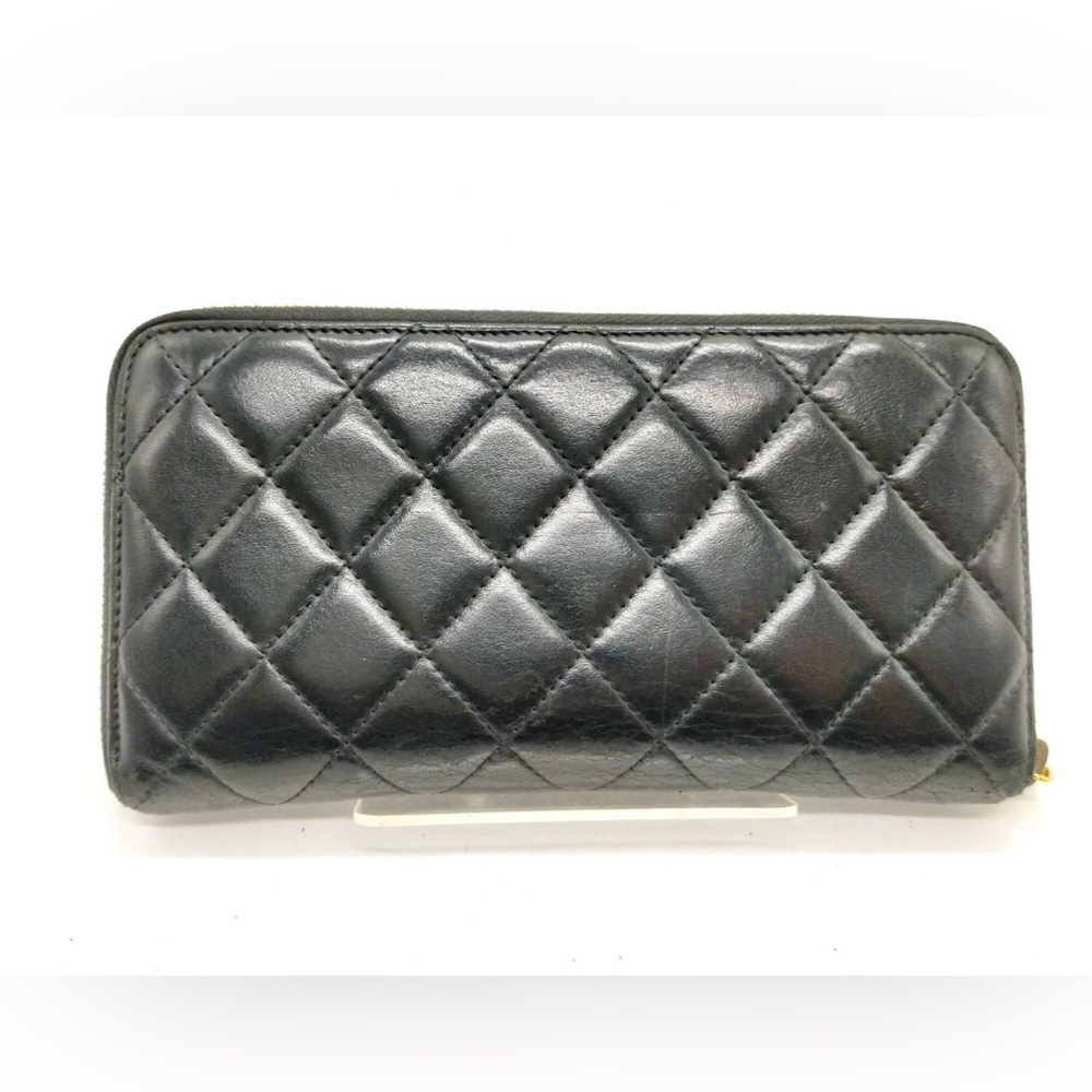 Chanel CC Black Quilted Zip Around Wallet - Picture 2 of 9